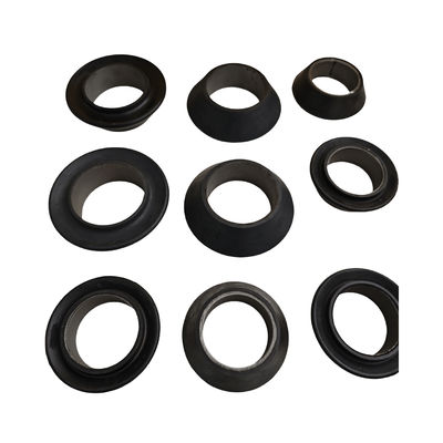 Taza de limpieza de goma NBR FKM resistente al aceite con clasificación de presión de 10,000 psi y tamaños personalizados para la limpieza de pozos petroleros