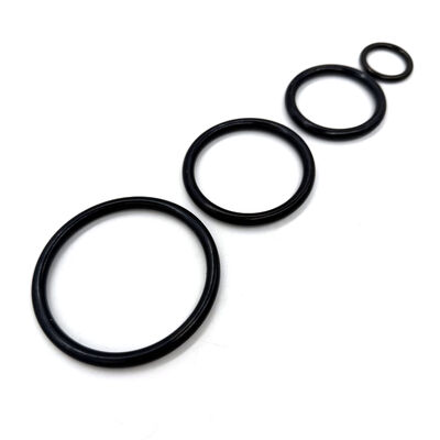O-Rings de nitrilo. Resistente al aceite y al combustible 70-90 Shore A para sistemas hidráulicos y de combustible.