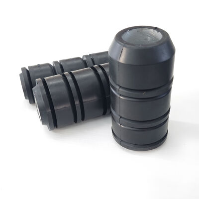 Copa de émbolo de núcleo metálico tipo V de 5-1/2 pulgadas para tubería y revestimiento de servicio de arena