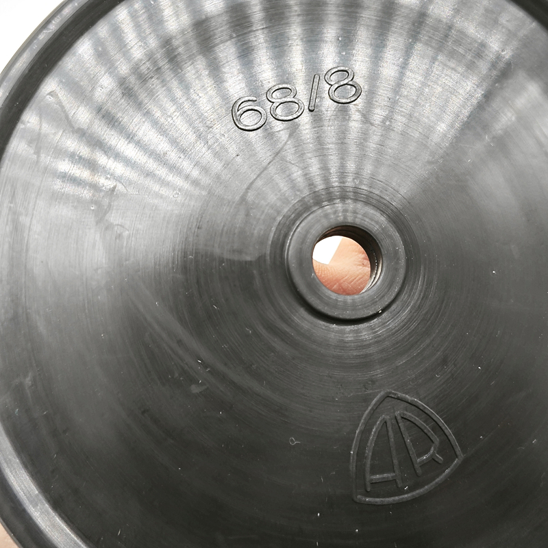 Membrana de goma FKM o modelo 68/8 de alta calidad para máquina de bombeo de agua